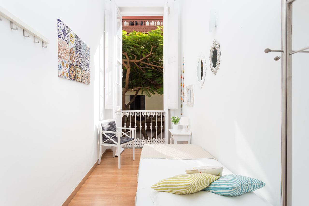 Pension Casablanca B&B Tenerife Santa Cruz de Tenerife Bagian luar foto