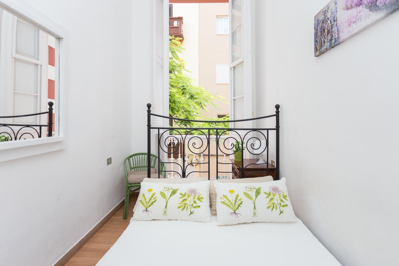 Pension Casablanca B&B Tenerife Santa Cruz de Tenerife Bagian luar foto